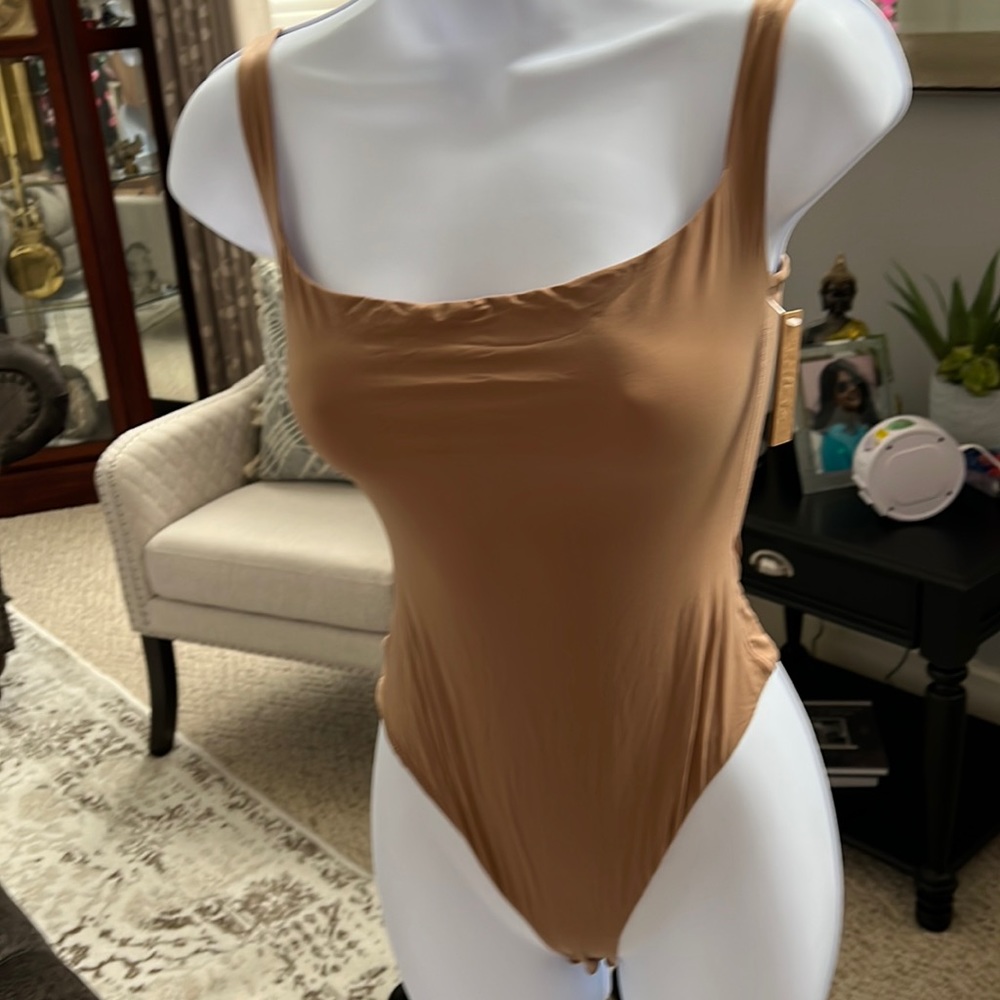 Skims square neck bodysuit